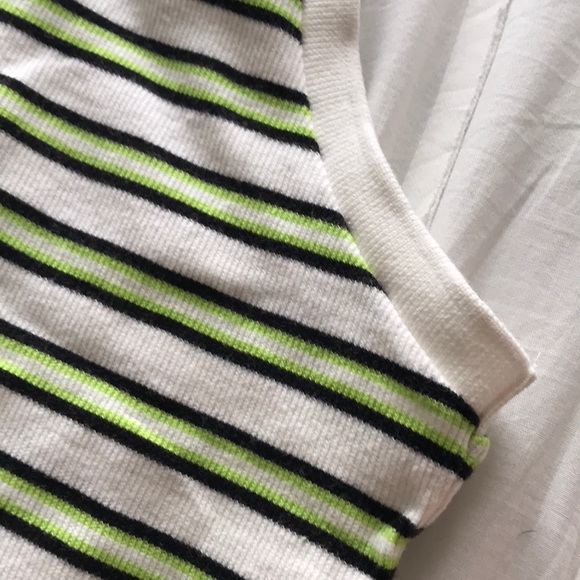 Halter Style Top - Picture 3 of 3